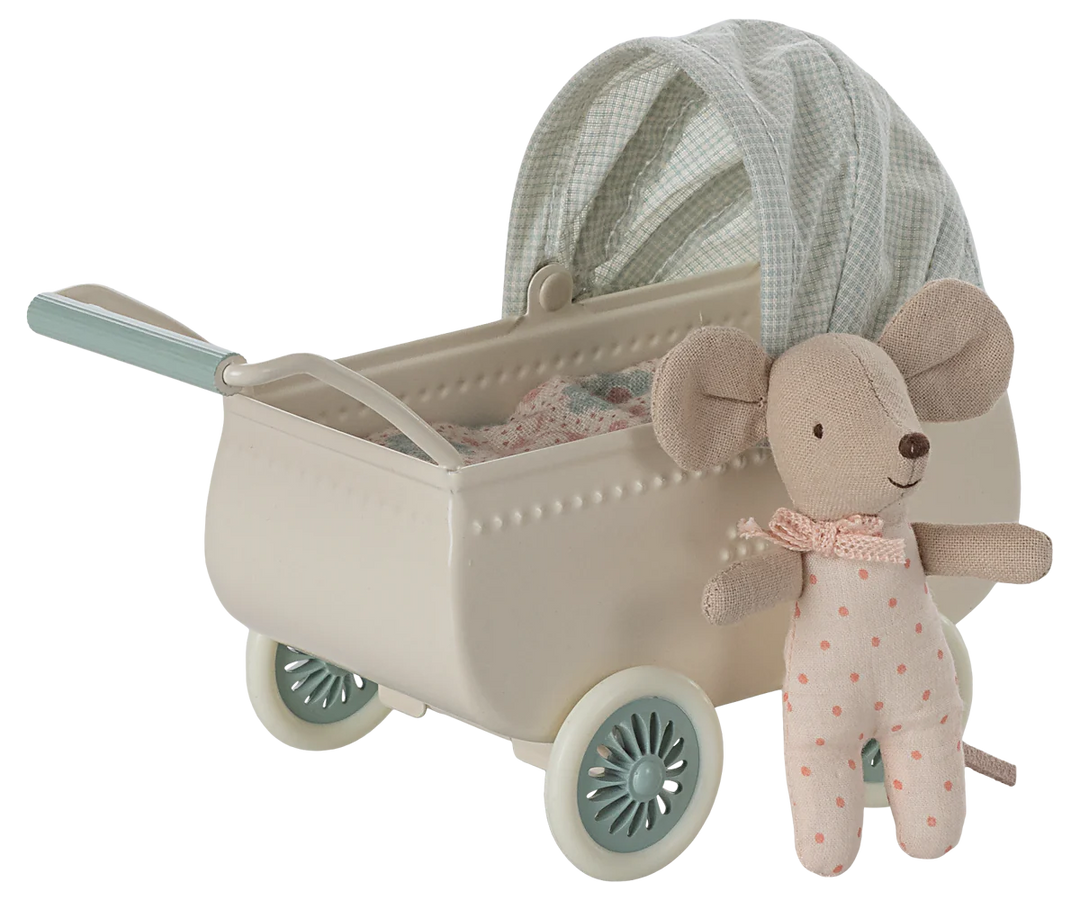 Pram with baby mouse | Mint