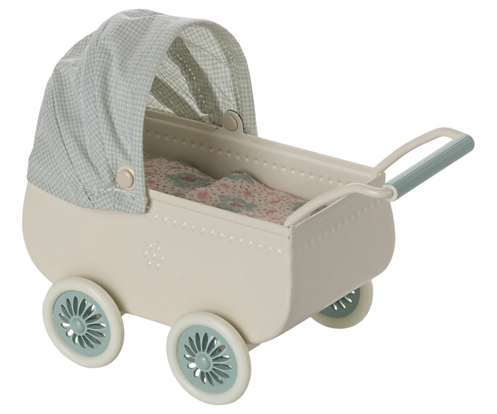 Pram with baby mouse | Mint