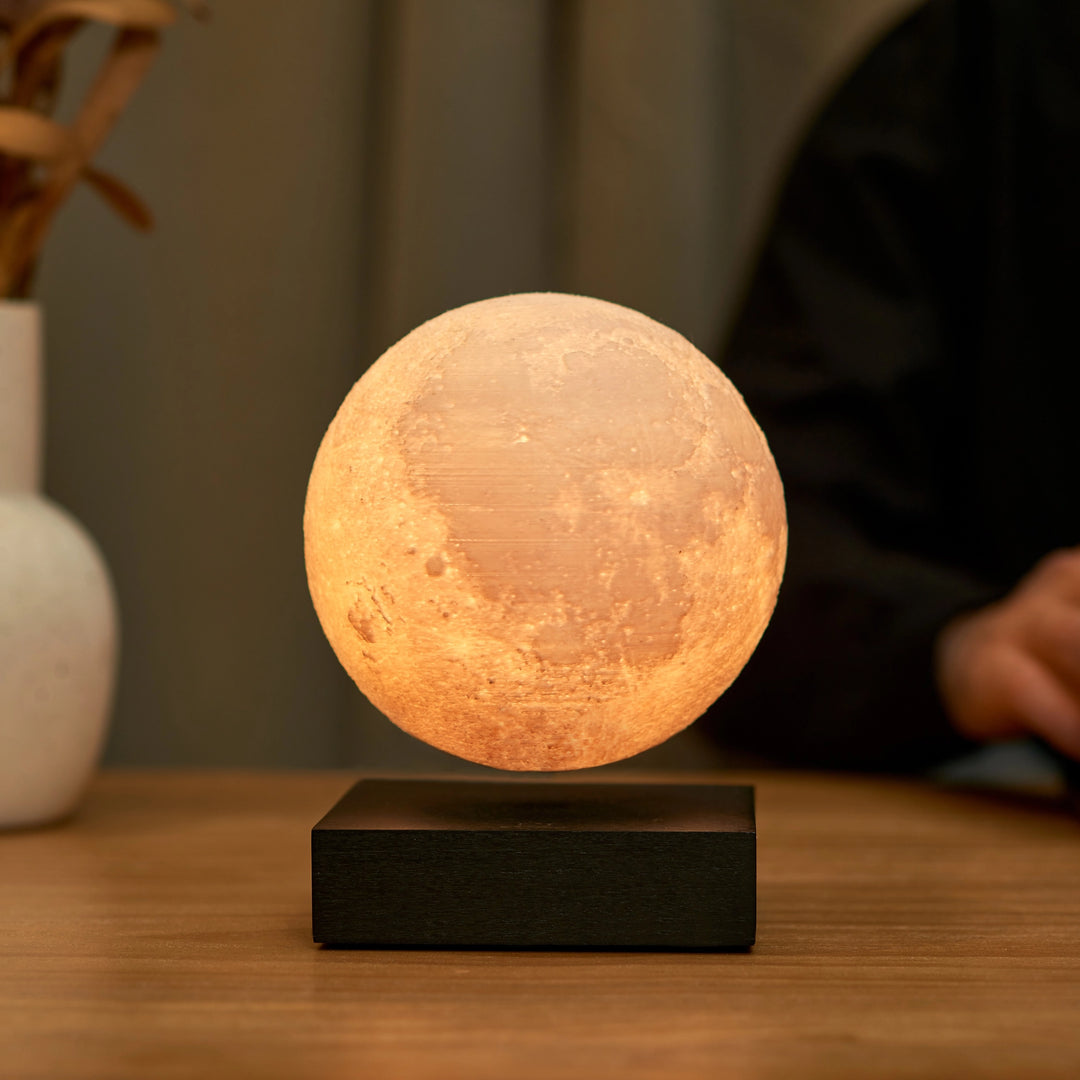 Smart Moon Lamp