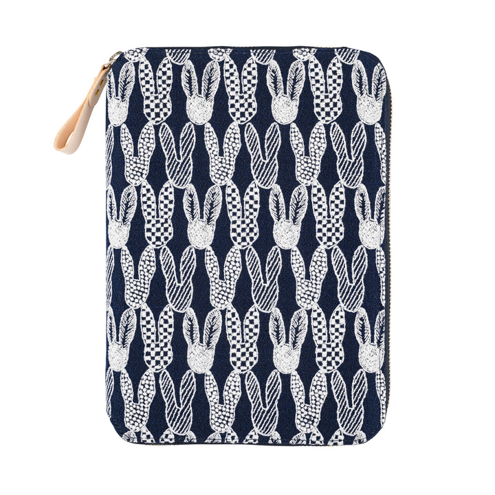 Hobonichi Techo A5 Cousin Cover | minä perhonen: pomppia (Navy)