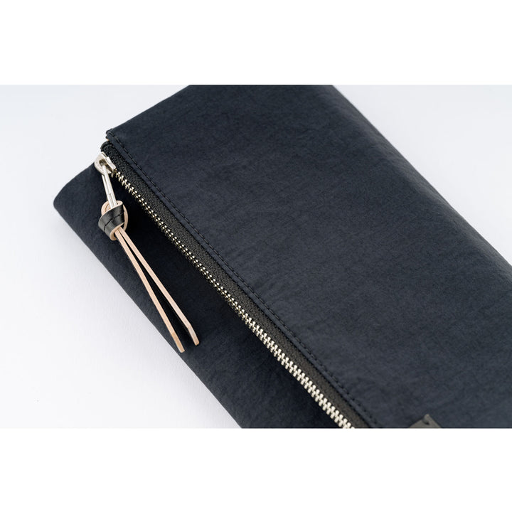 Hobonichi Techo Weeks Cover | Tragen (Black)