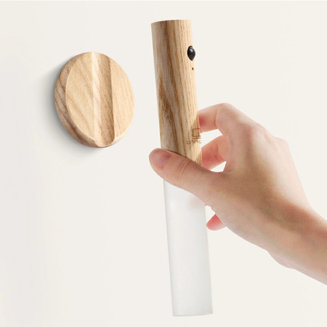 Smart Baton Light | Walnut