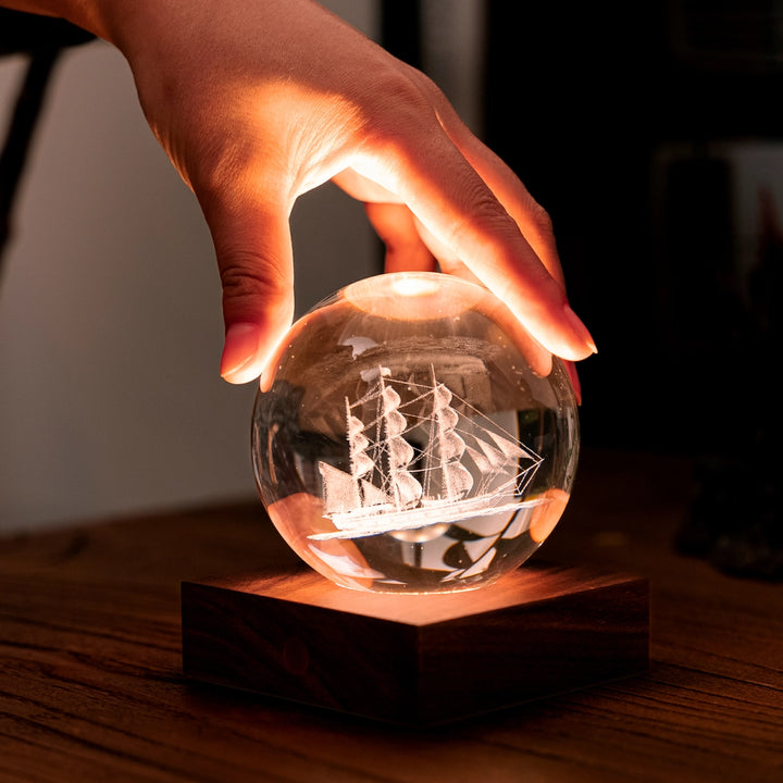 Amber Crystal Light | Sailing Boat