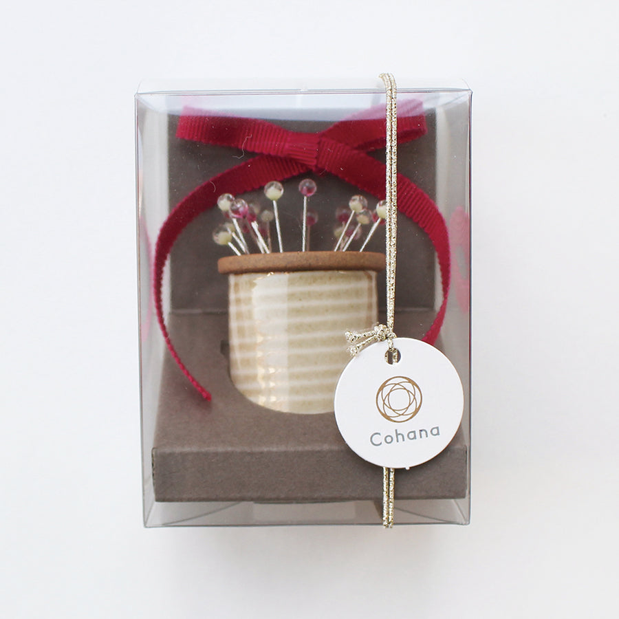 Kantsubaki Magnetic Spool Pin Holder Set | Winter Limited Edition