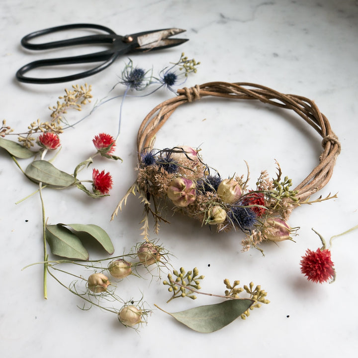 Making Dried Flower Wreaths