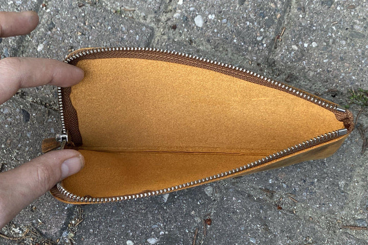 Zippered Leather Pen Pouch | Four Pens