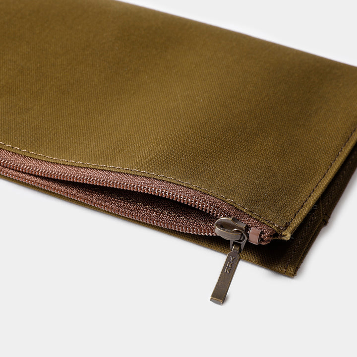 TRAVELER'S notebook Cotton Zipper Case | Regular Size | Olive